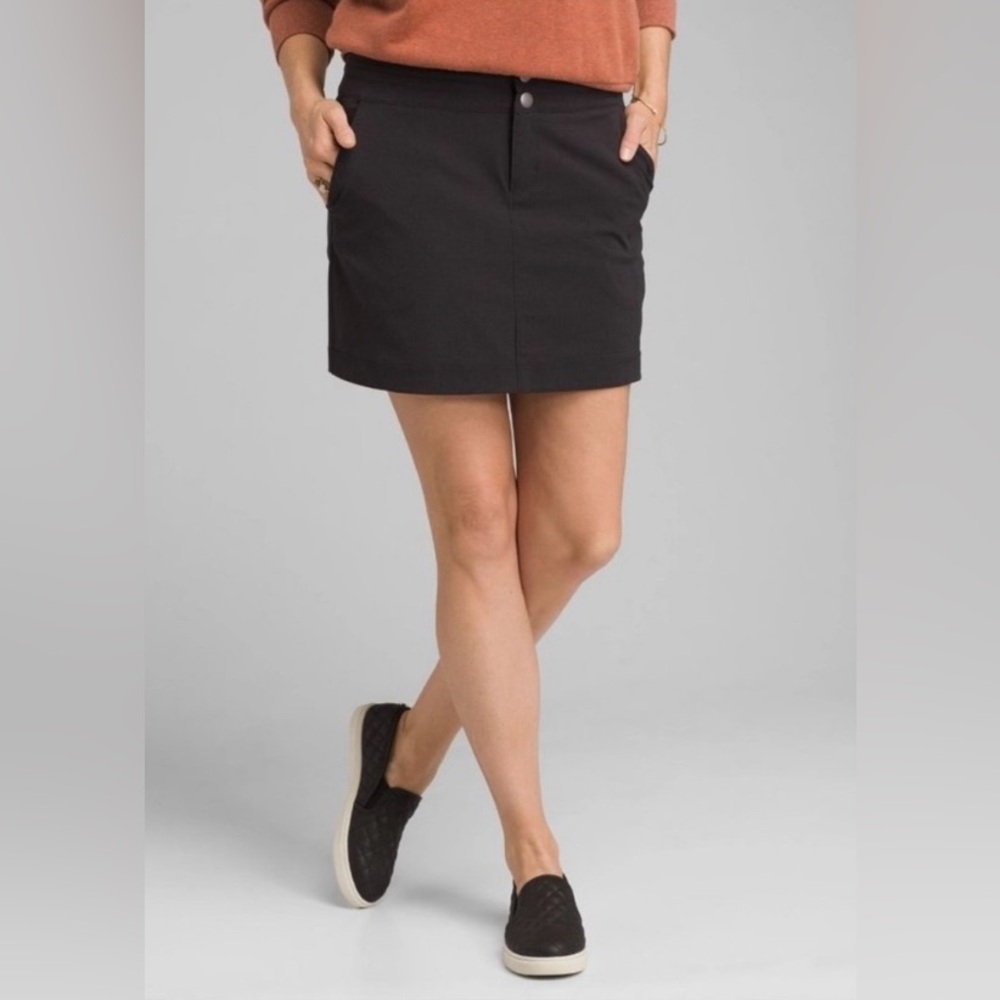 PRANA Black Celesta‎ Skort Size 4 Ripstop Hybrid Adventures Performance Woven